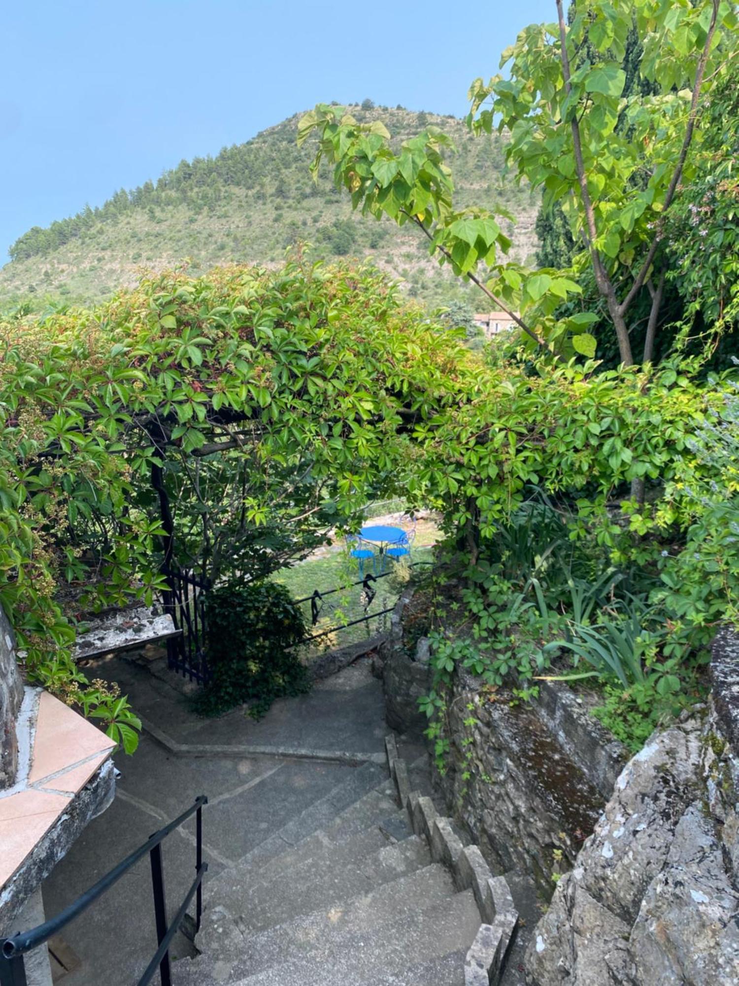Lou-Pelou Villa Gravieres Bagian luar foto