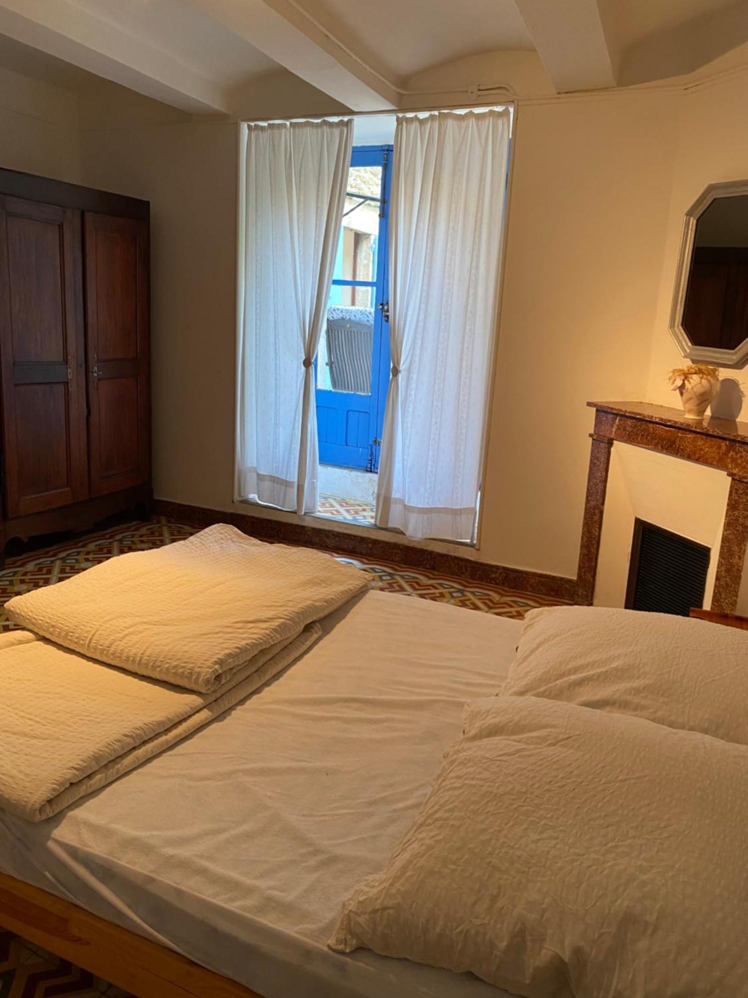 Lou-Pelou Villa Gravieres Bagian luar foto