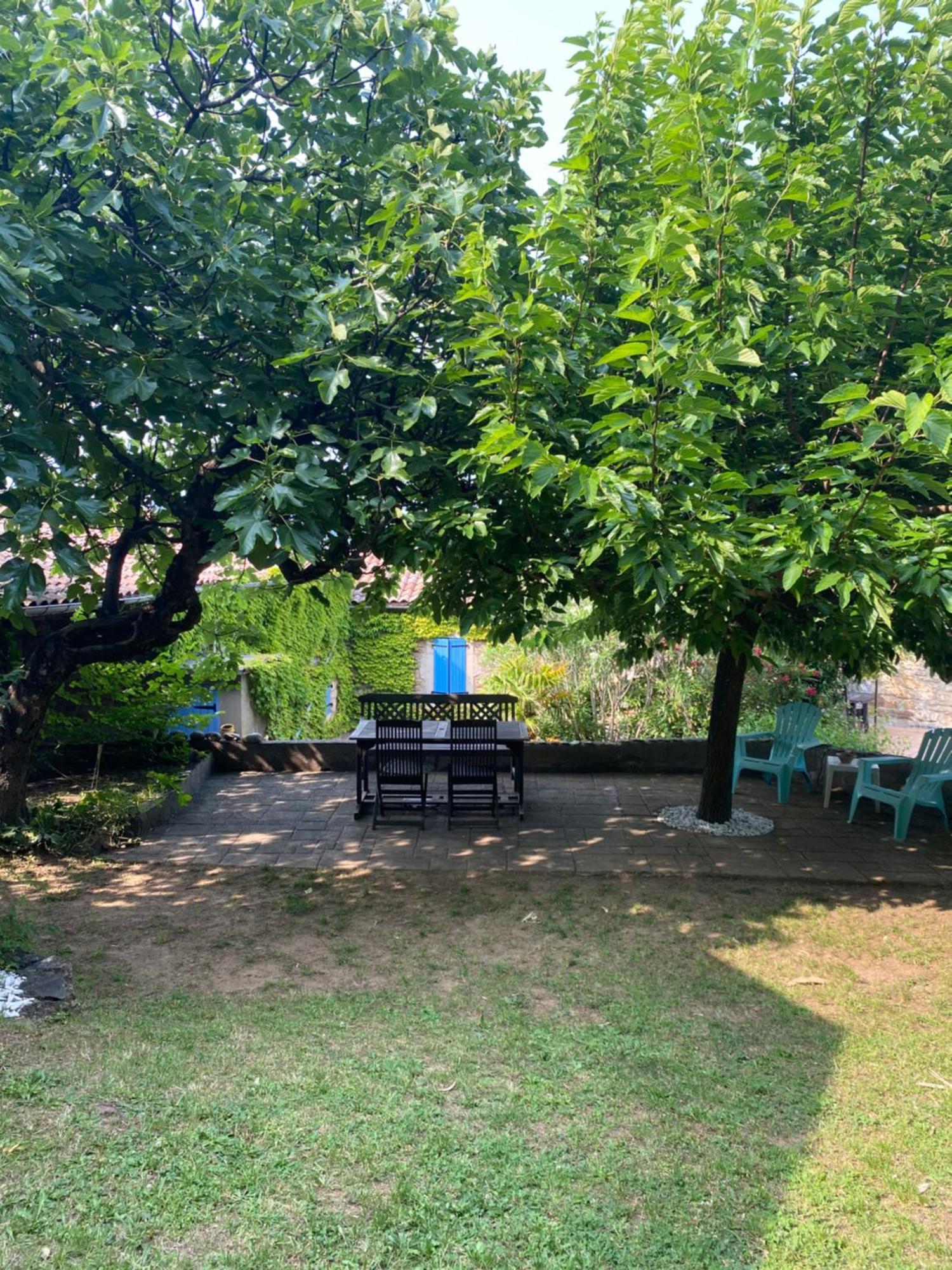 Lou-Pelou Villa Gravieres Bagian luar foto